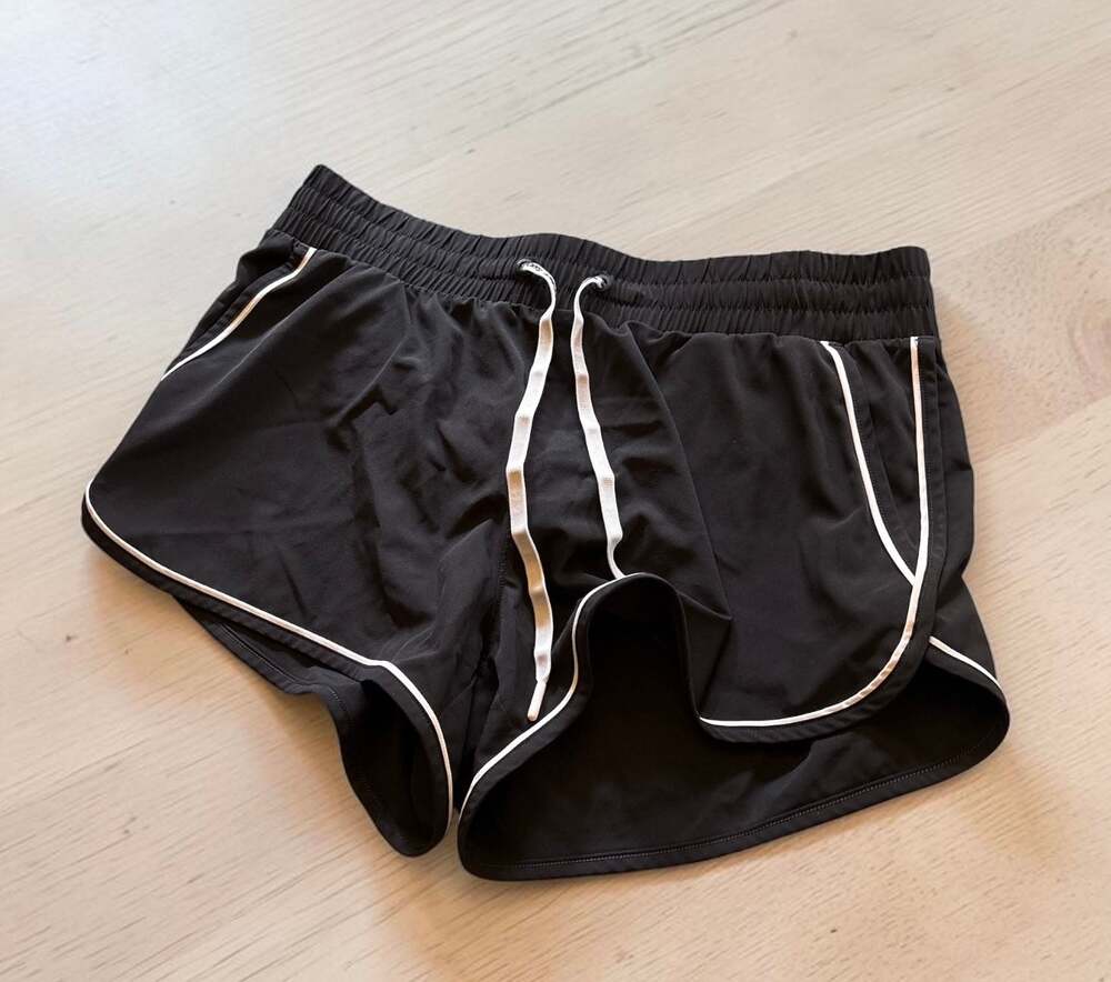 Love & Sports Women's Active Dolphin Shorts with Contrast Piping